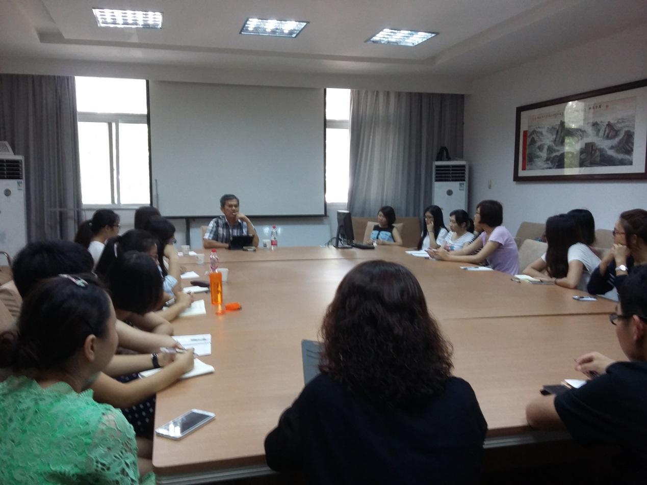 美俄勒冈州立大学伍国文教授来世界杯进行学术交流