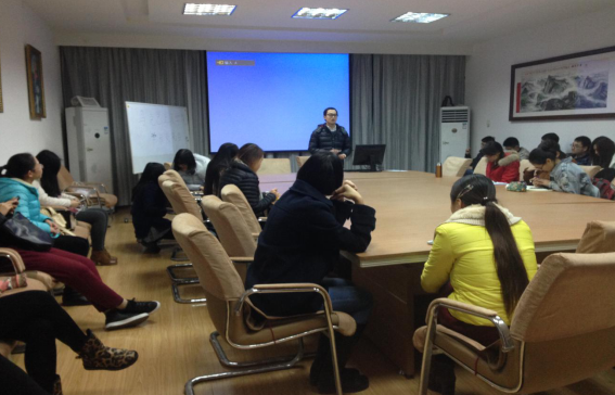 世界杯举办研究生学术科研经验交流分享会