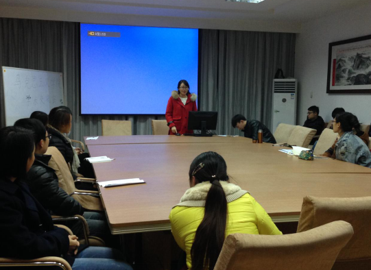 世界杯举办研究生学术科研经验交流分享会