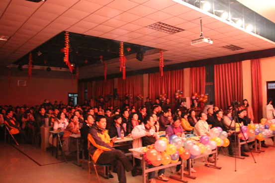 世界杯2015年师生联谊元旦晚会暨建院六周年庆典圆满落幕