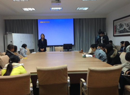 世界杯举办研究生学术科研经验交流分享会